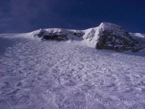 Xtrallusion photo library of independent, self-guided walking and sightseeing holidays in Italy. Pictures, images, photos and photographs taken along the way of this 1-day walking itinerary, to give you a visual impression of the day's walk.